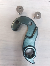 DR-06G-H 1159-RE4UD0-06 GIANT HANGER TCR ADV  GREY