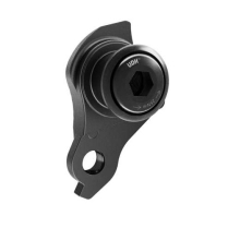 DR-06 -H1 GIANT SRAM UDH R/DER HANGER