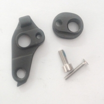 DR-38 -H 12817G90002A1 GIANT HANGER XTC R/H