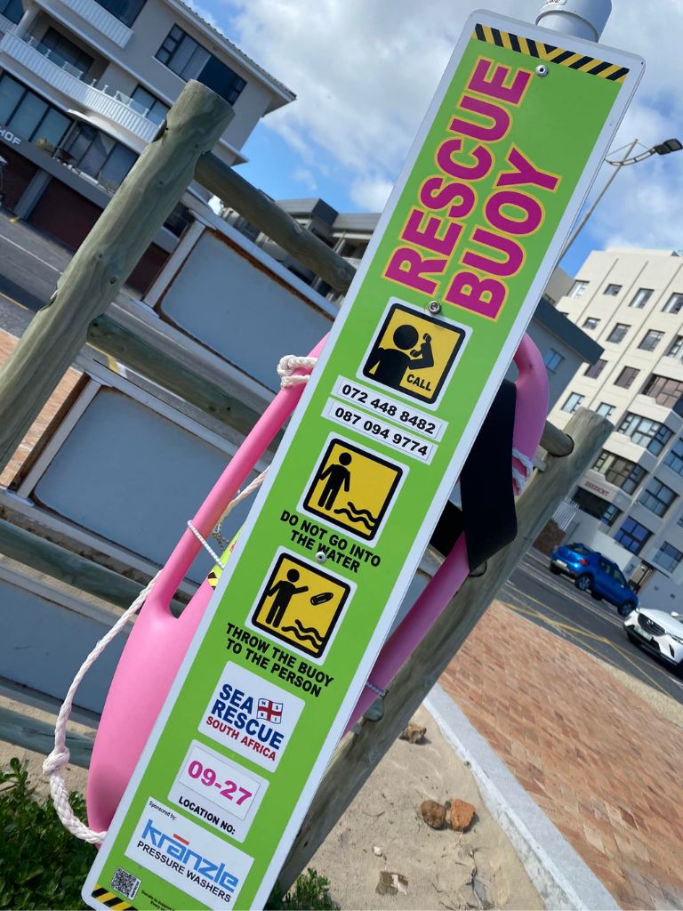 NSRI Board Strand Kranzle donation buoys