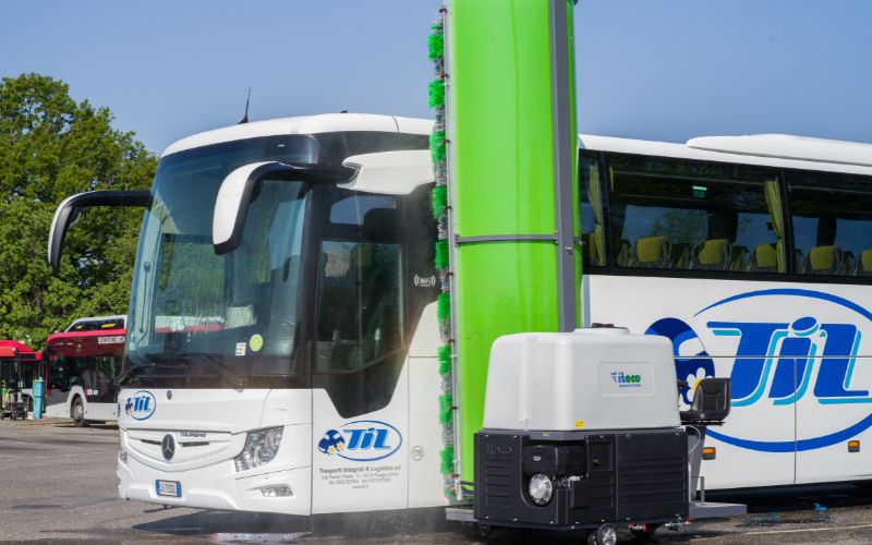 Iteco Single Brush Bus washing