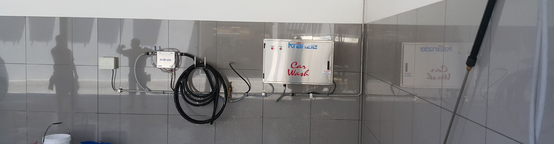 Carwash equipment pressure washer machine