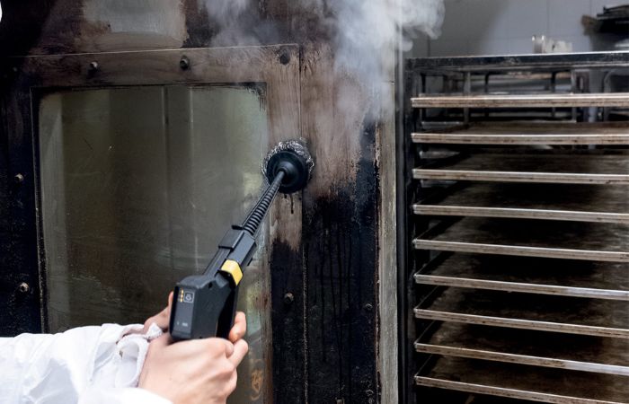 Tecnovap steam cleaner food processing cleaning