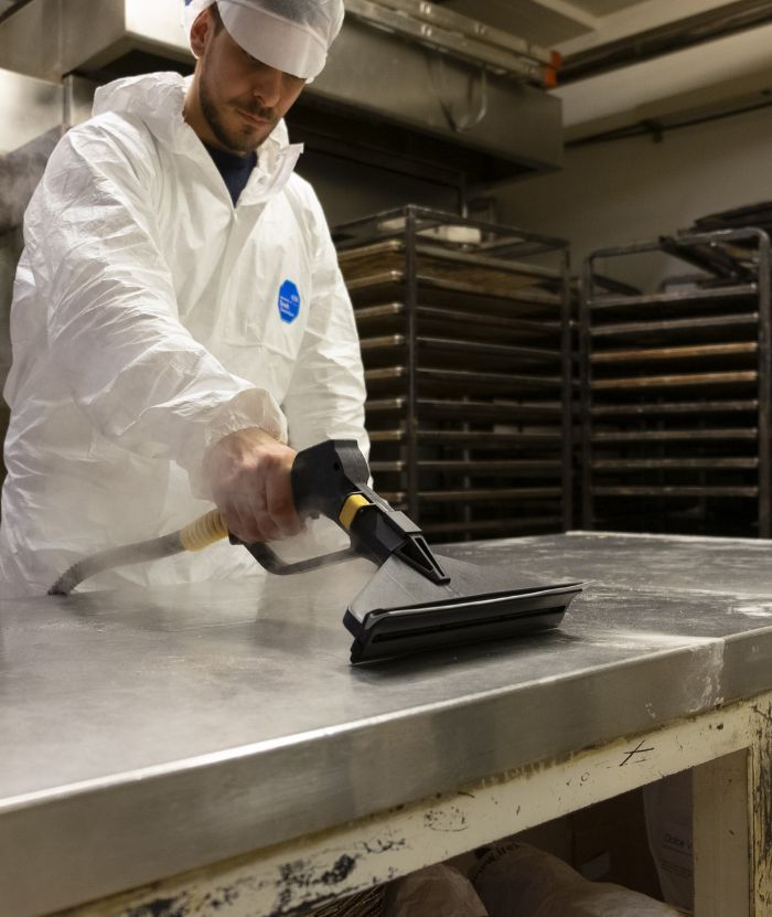 The best steam cleaners for commercial kitchens
